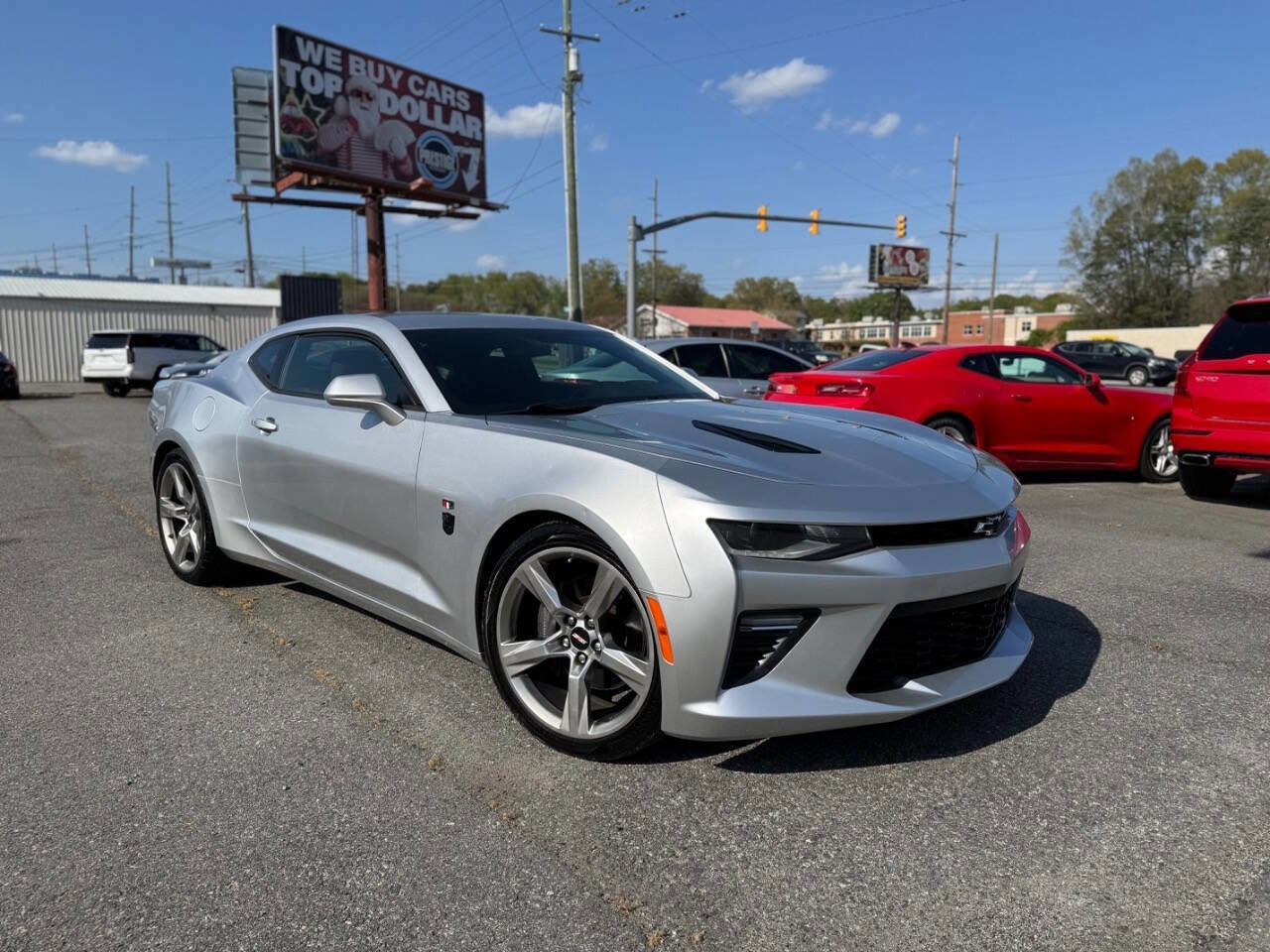 Used 2017 Chevrolet Camaro SS RWD image 2