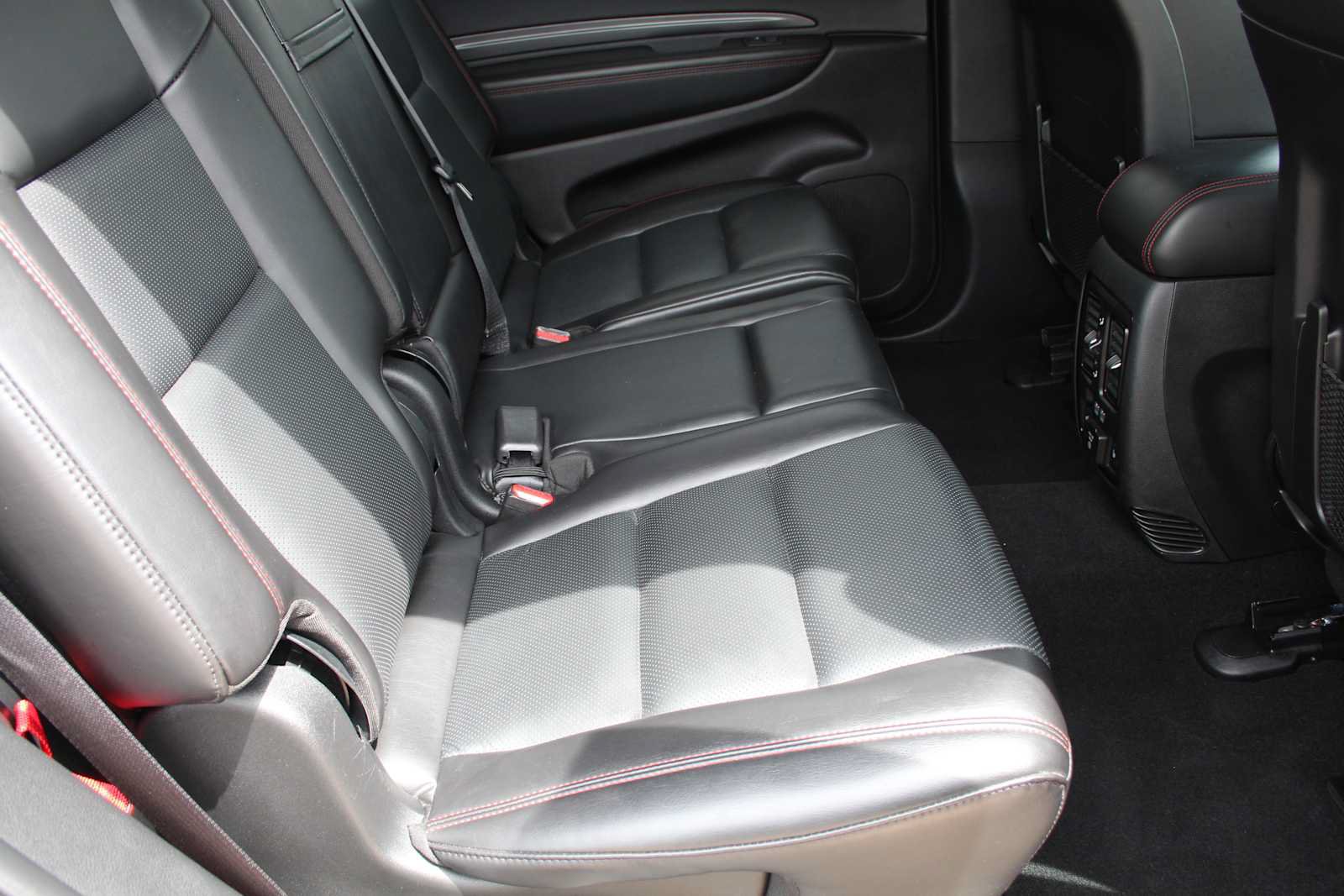 Used 2025 Dodge Durango GT AWD/4WD image 22
