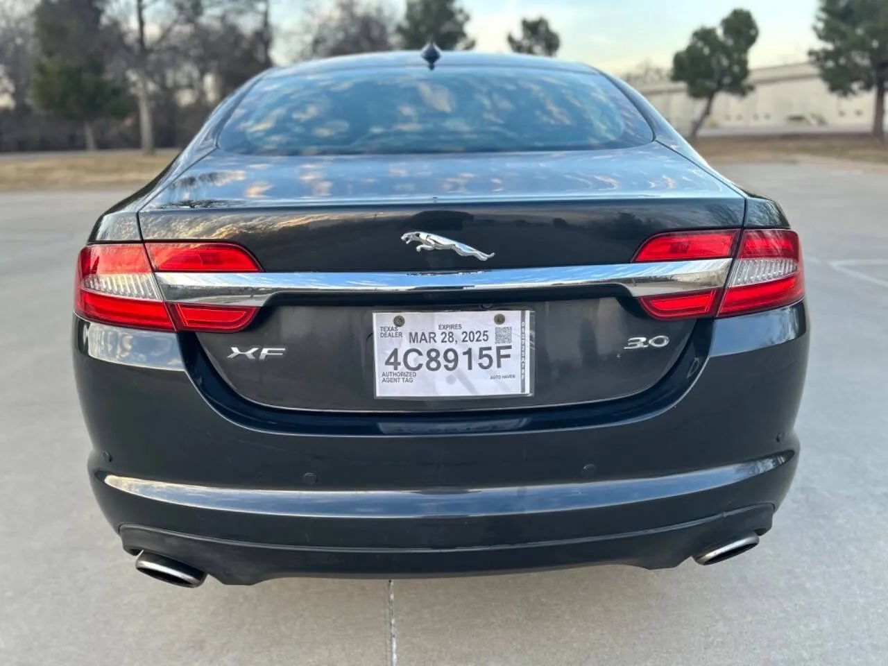 Used 2013 Jaguar XF 3.0 RWD image 7