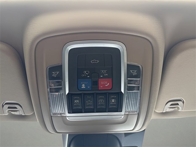 Used 2019 RAM 1500 Limited image 11