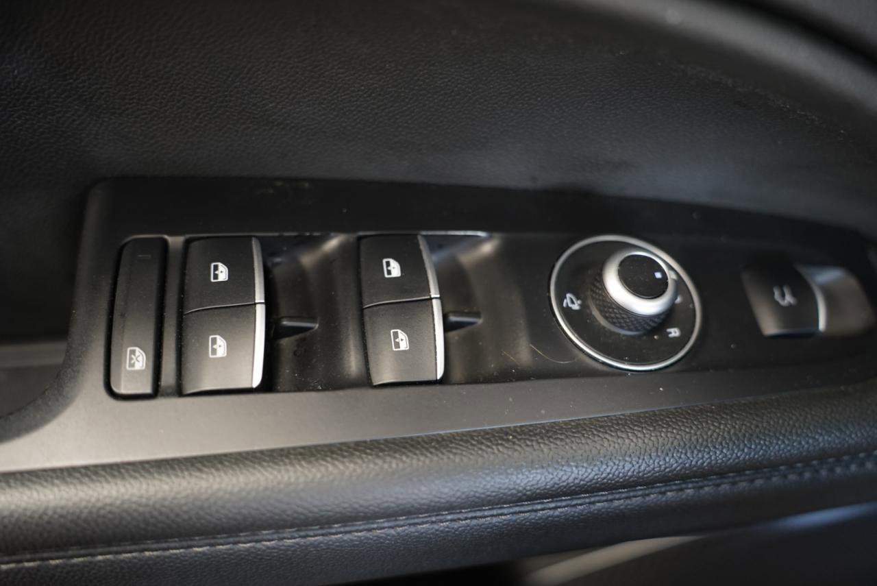 Used 2021 Alfa Romeo Stelvio Ti Sport AWD/4WD image 27