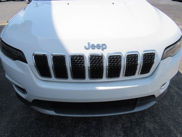 Used 2019 Jeep Cherokee Limited AWD/4WD image 4