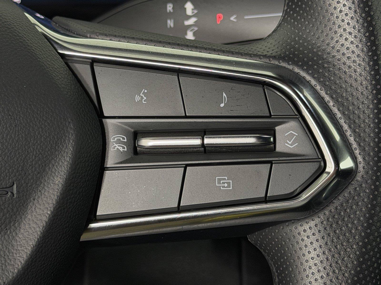 Certified 2025 Chevrolet Equinox EV LT FWD image 24