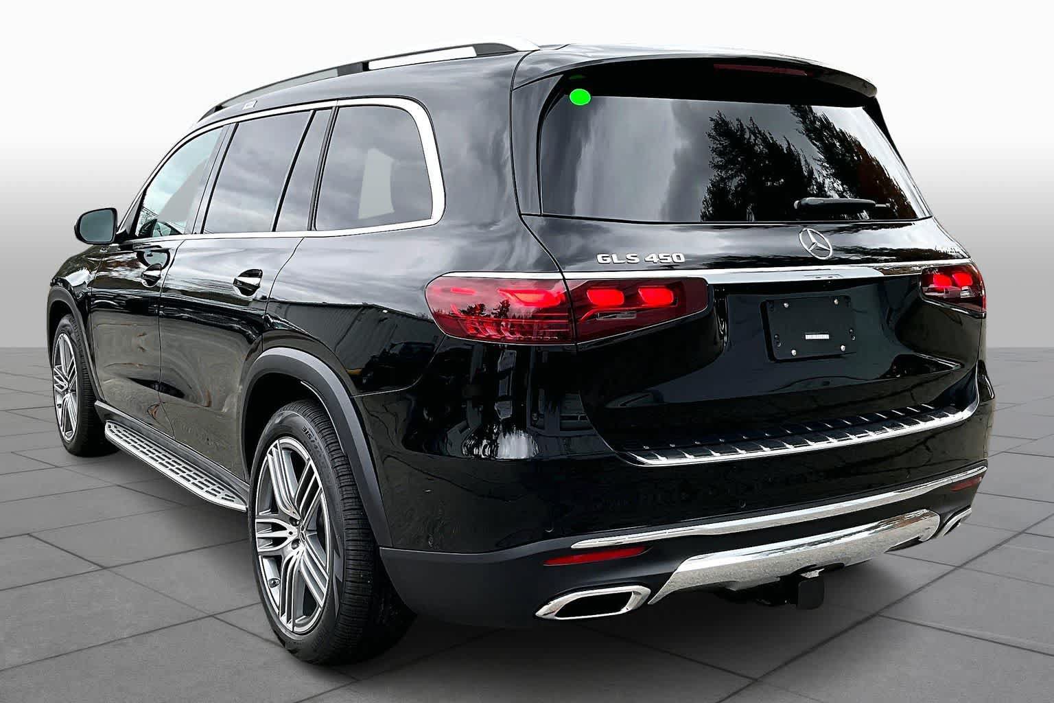 New 2026 Mercedes-Benz GLS 450 4MATIC image 4