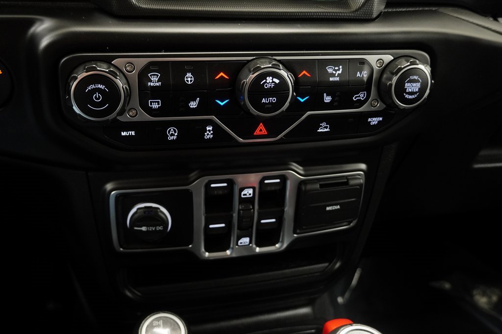 Certified 2022 Jeep Wrangler Unlimited Sahara image 33