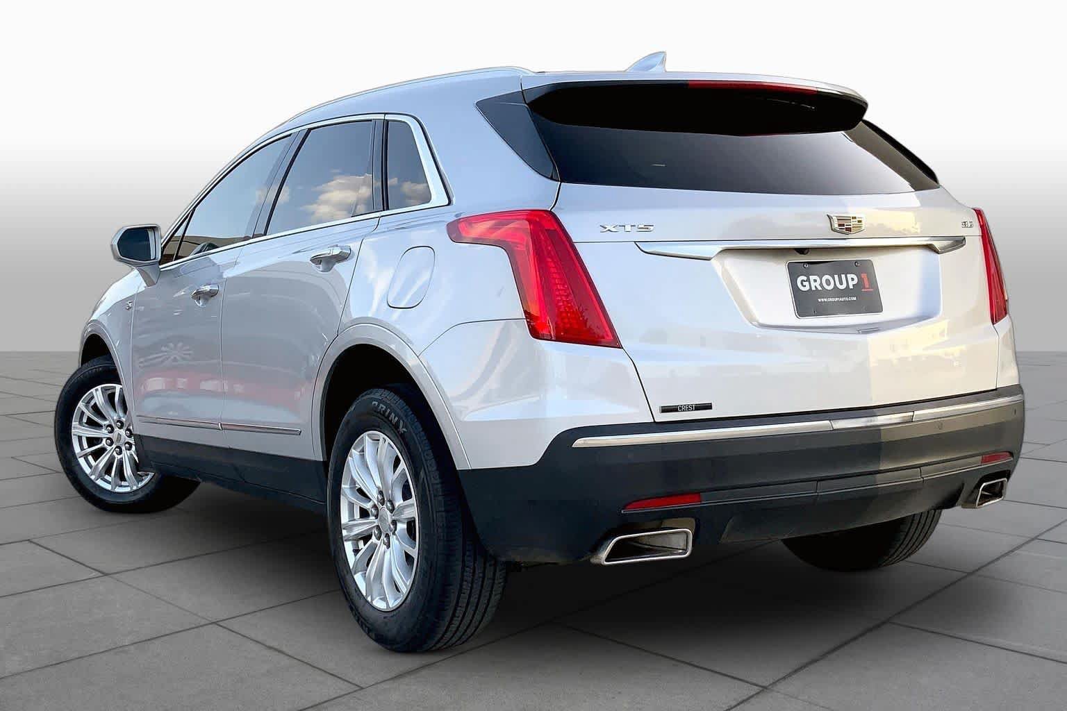 Used 2017 Cadillac XT5 FWD image 12