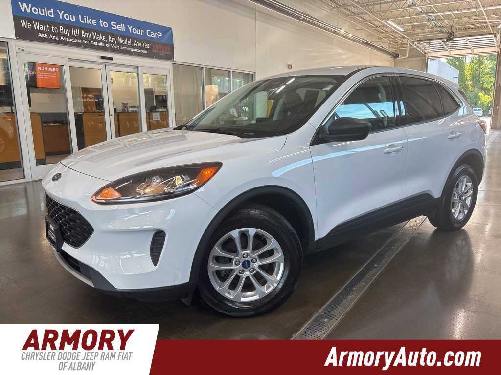Used 2022 Ford Escape SE