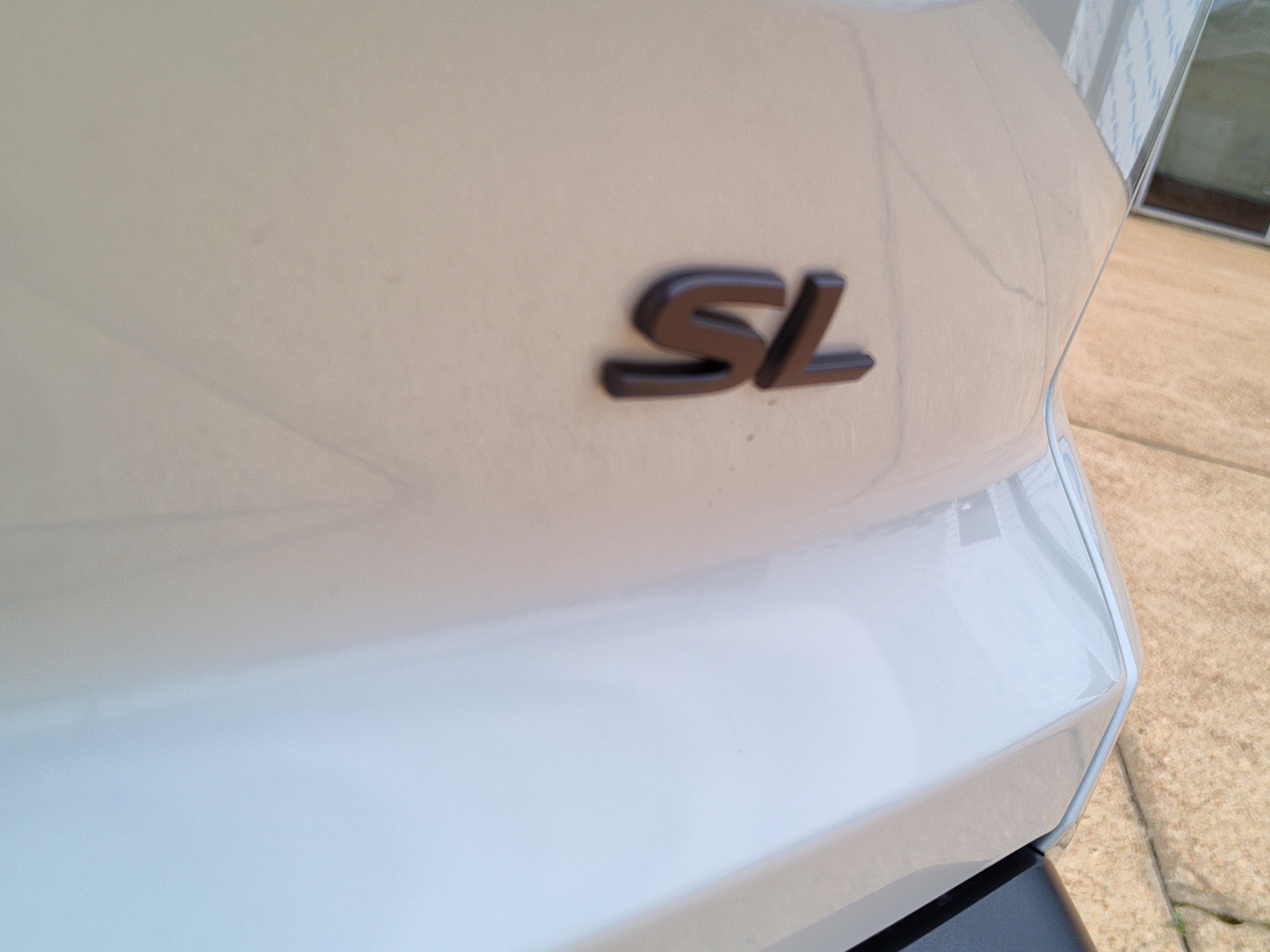 New 2026 Nissan Pathfinder SL FWD image 4