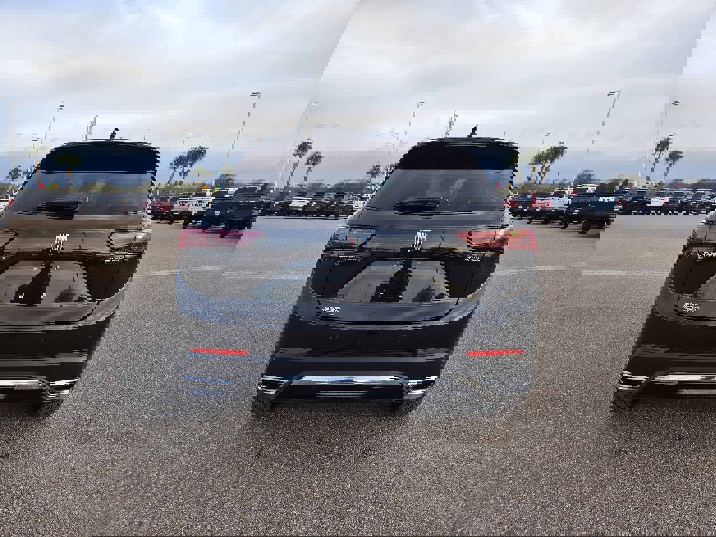 Used 2025 Buick Envision Preferred image 6