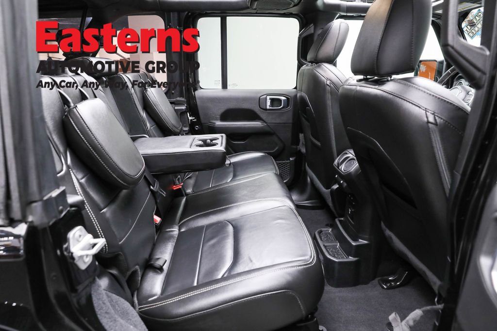 Used 2021 Jeep Wrangler Unlimited Sahara w/ Cold Weather Group AWD/4WD image 25