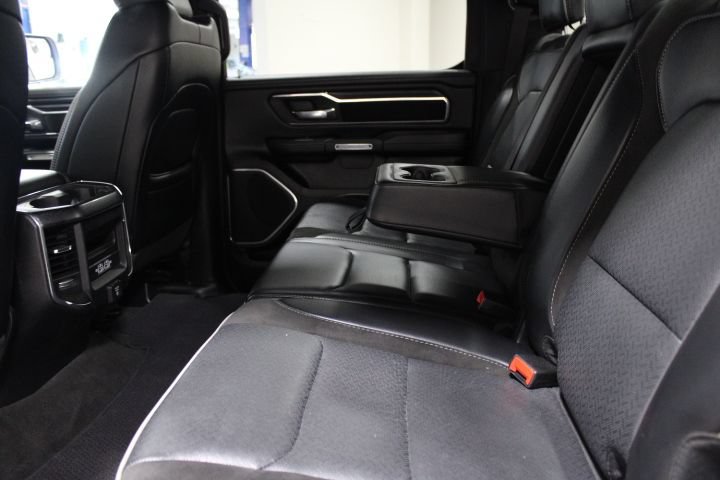 Used 2024 RAM 1500 Laramie AWD/4WD image 23