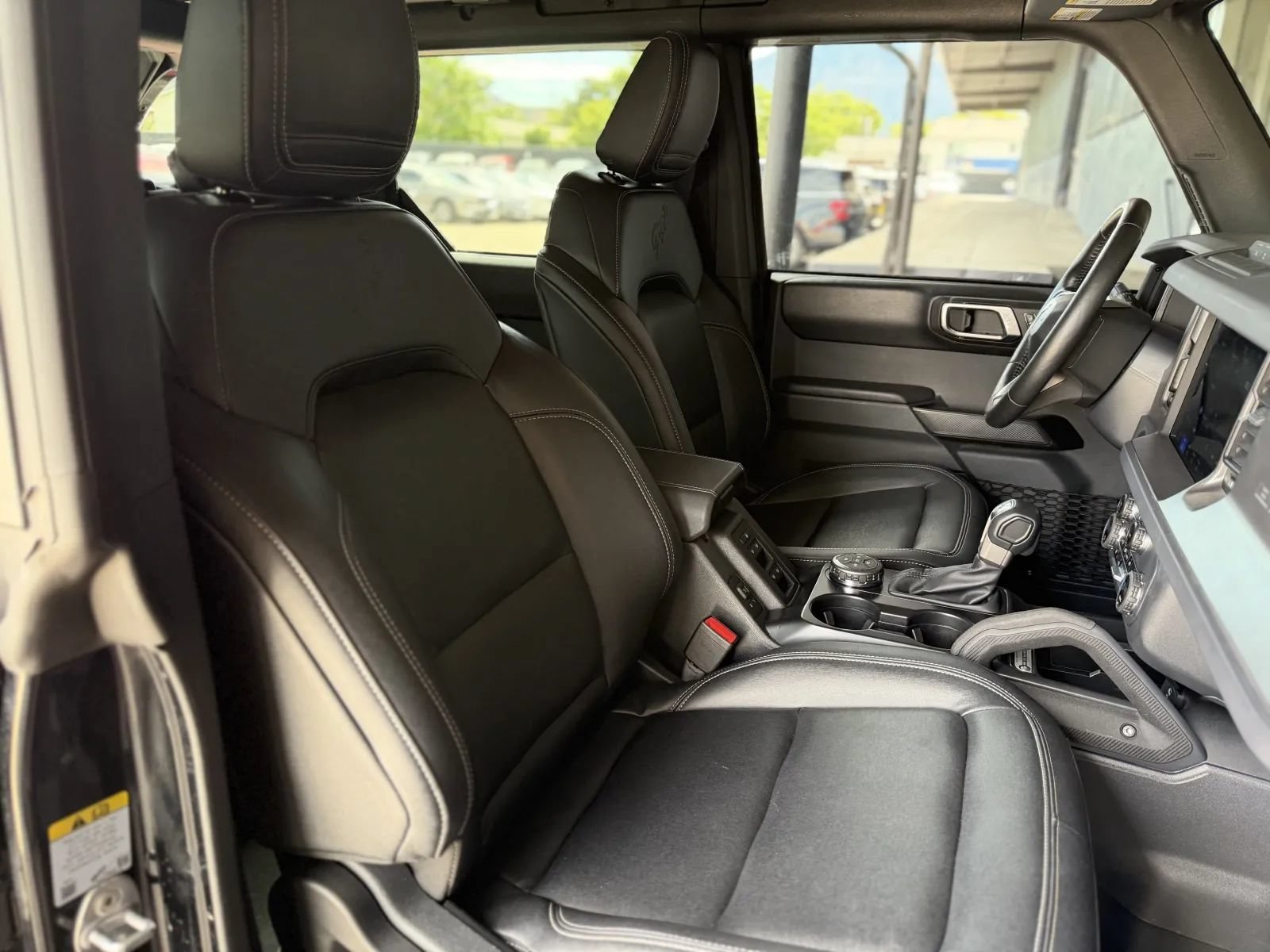 Used 2025 Ford Bronco Badlands AWD/4WD image 20
