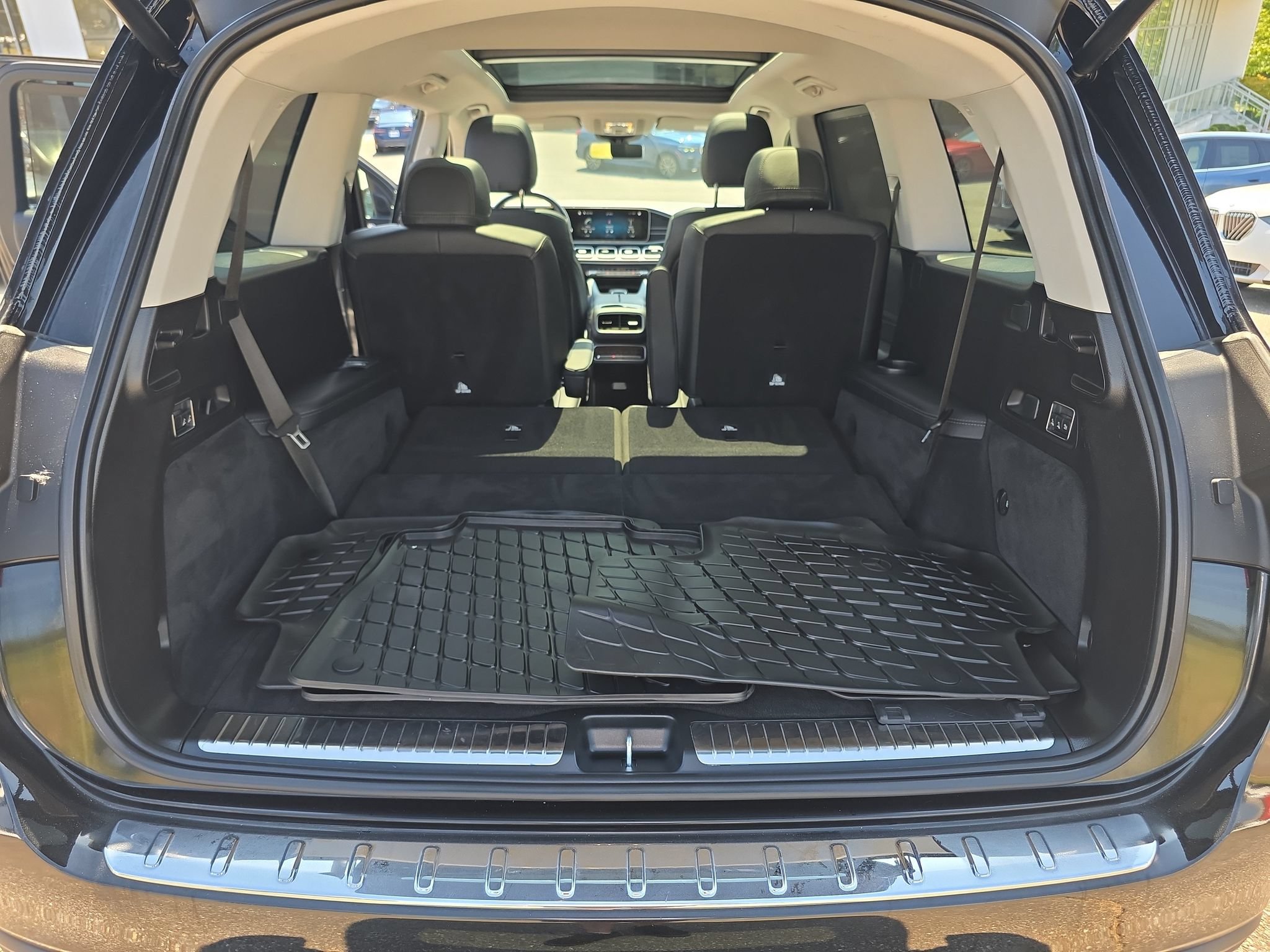 Certified 2023 Mercedes-Benz GLS 450 4MATIC w/ AMG Line Exterior image 16