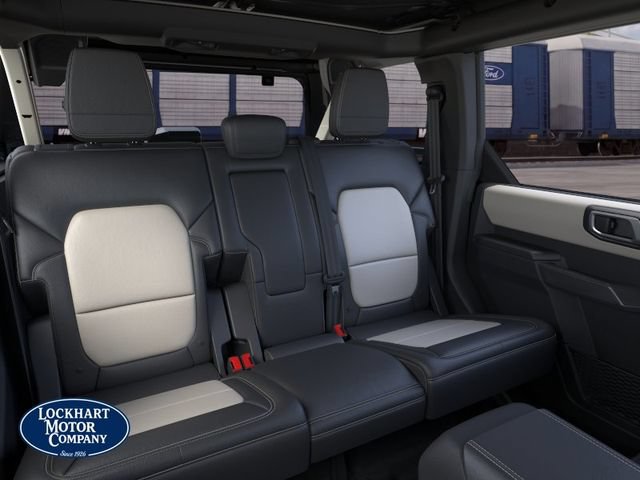New 2026 Ford Bronco Outer Banks w/ Sasquatch Package AWD/4WD image 11
