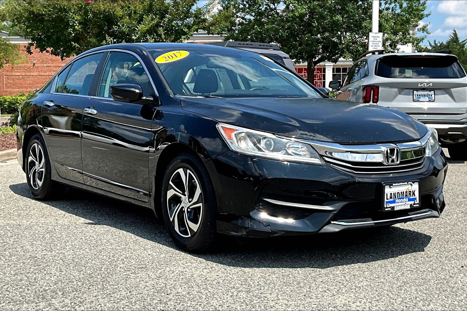 Used 2017 Honda Accord LX image 11