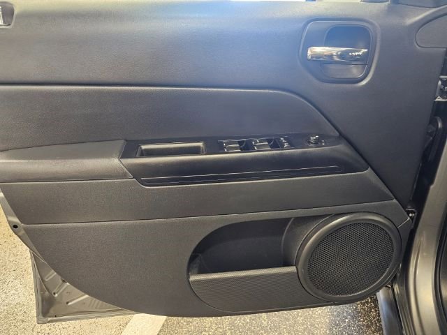 Used 2012 Jeep Patriot Latitude image 25