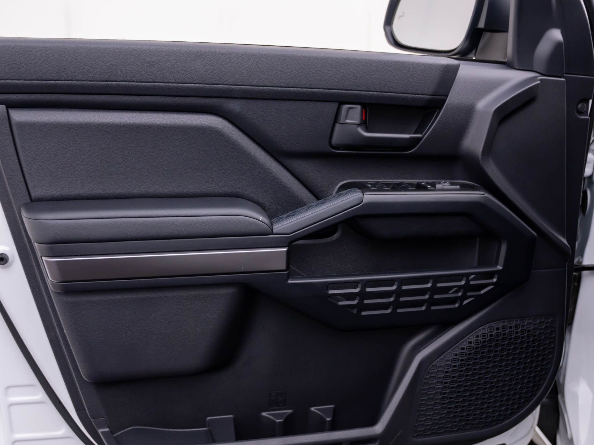Used 2025 Toyota 4Runner SR5 image 11