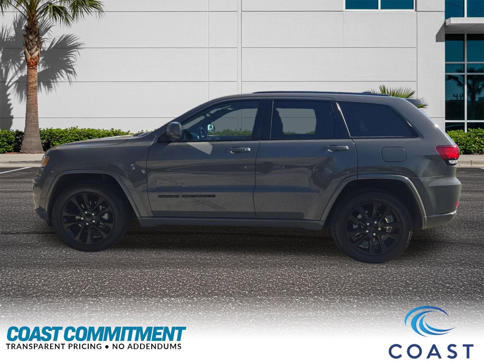 Used 2019 Jeep Grand Cherokee Altitude image 9