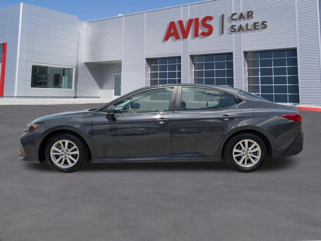 Used 2025 Toyota Camry LE FWD image 2