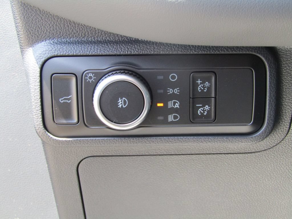 New 2026 Ford Explorer Active w/ Active Comfort Package AWD/4WD image 24