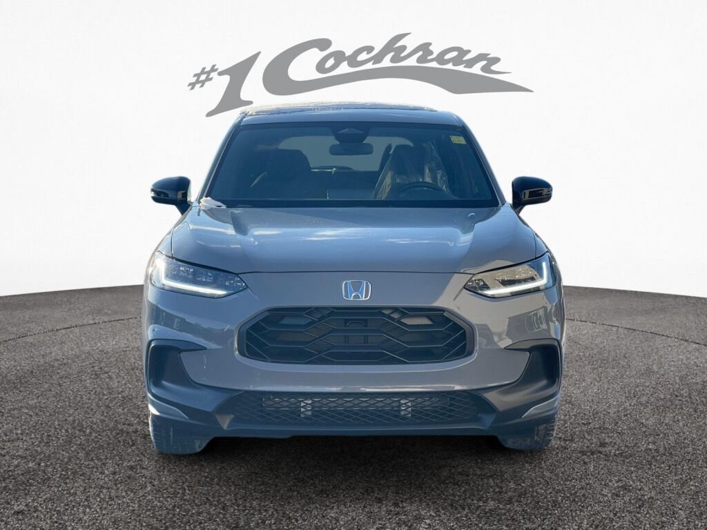Used 2025 Honda HR-V Sport image 2