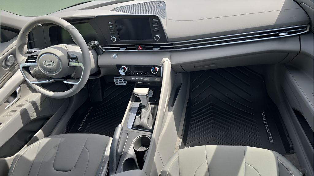 New 2026 Hyundai Elantra Sport FWD image 11
