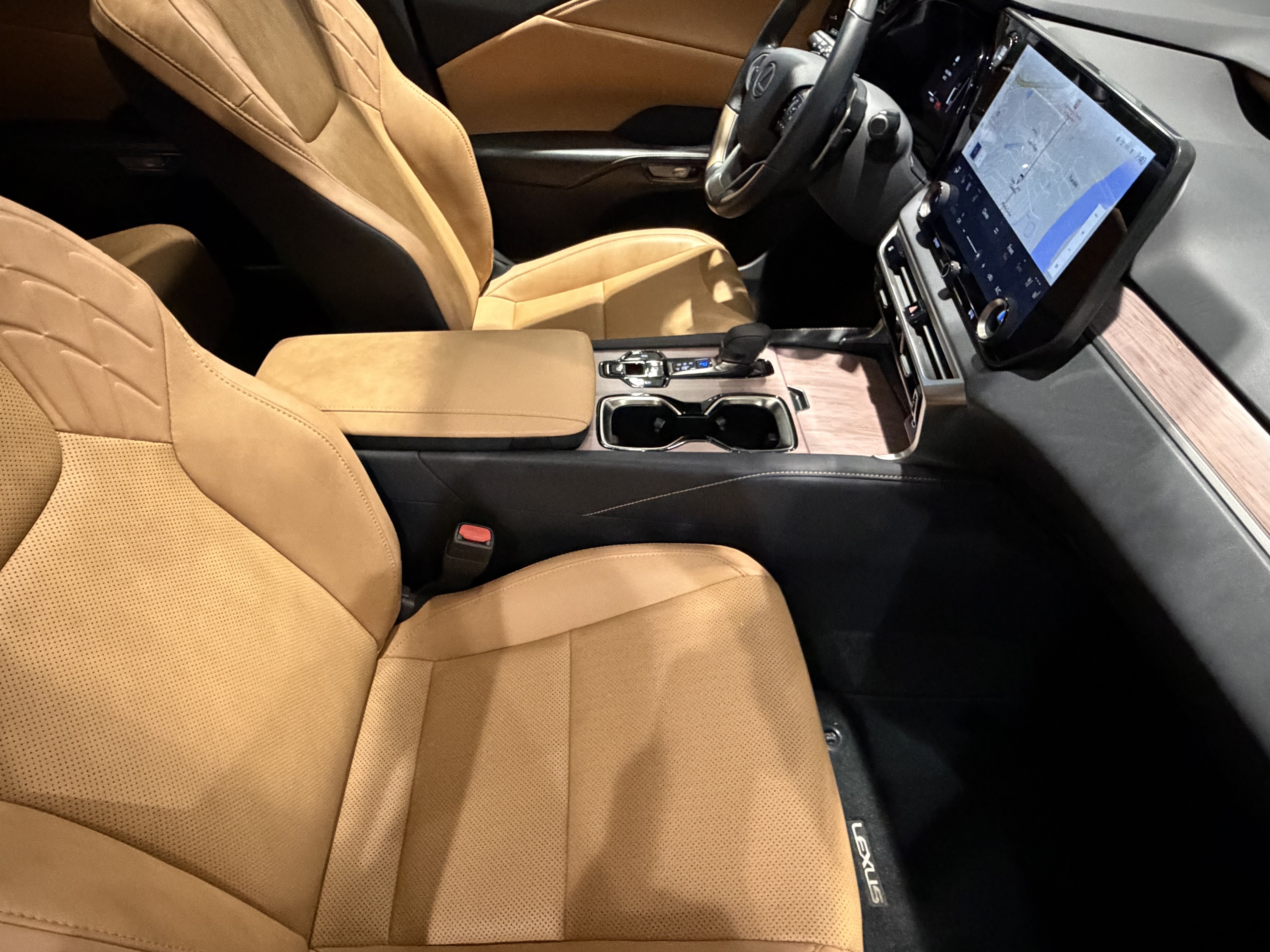 Certified 2026 Lexus RX 350 Premium w/ Accessory Package (Z1) FWD image 41
