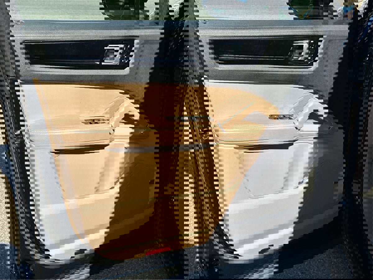 Used 2020 Porsche Cayenne image 15