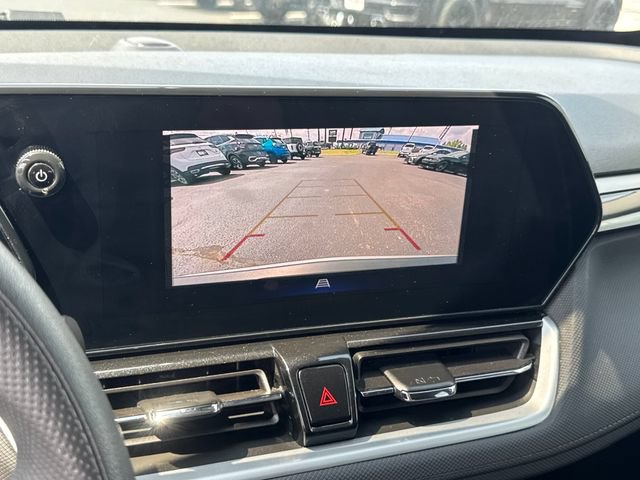 Used 2025 Chevrolet TrailBlazer LT AWD/4WD image 22