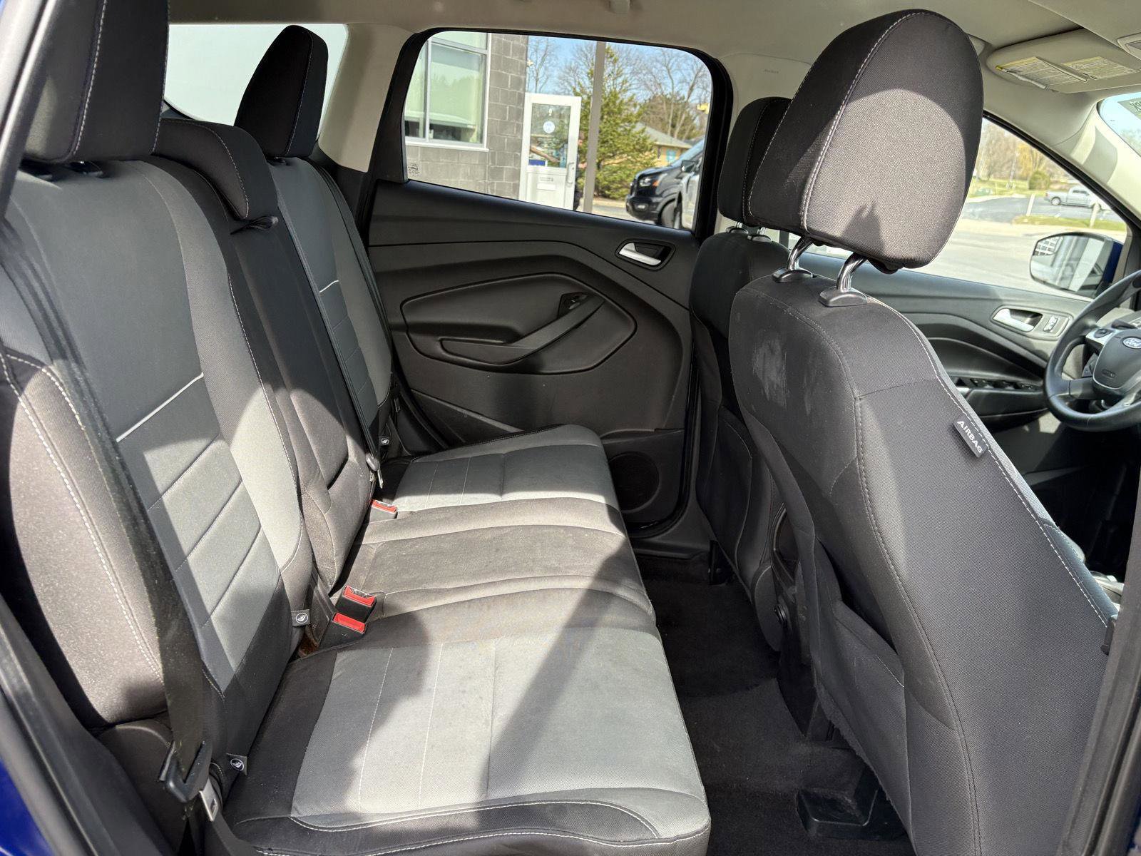 Used 2015 Ford Escape SE image 21