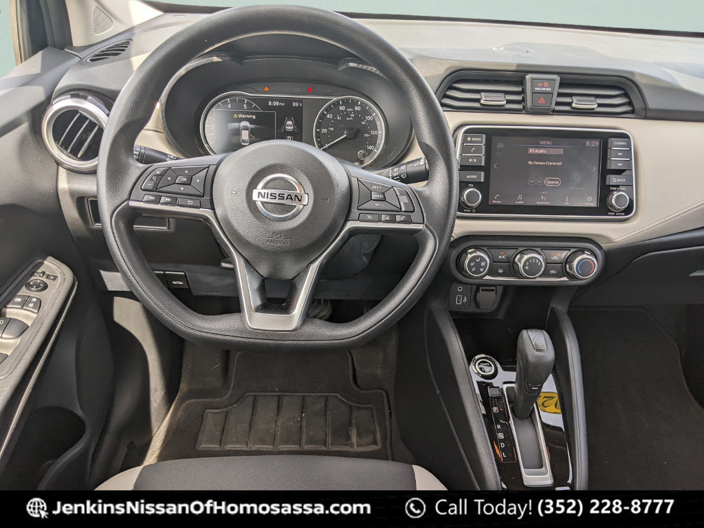 Used 2022 Nissan Versa SV FWD image 27