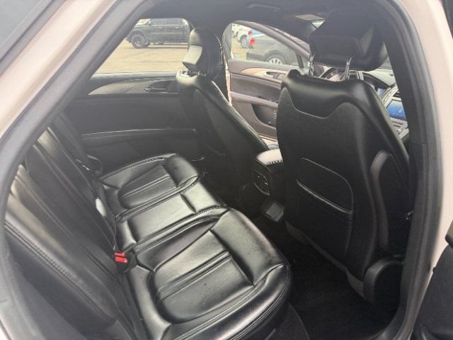 Used 2017 Lincoln MKZ Premiere FWD image 23