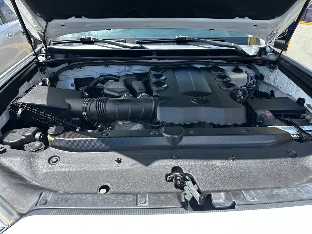 Used 2016 Toyota 4Runner SR5 Premium AWD/4WD image 17