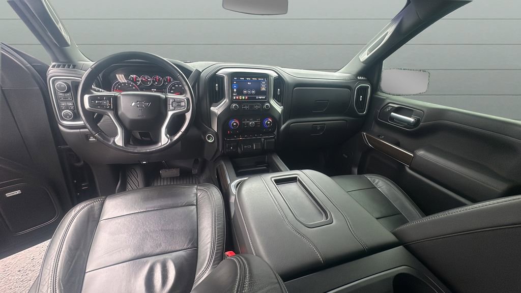 Used 2020 Chevrolet Silverado 1500 LT Trail Boss image 15