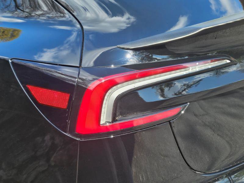Used 2024 Tesla Model 3 Performance image 28
