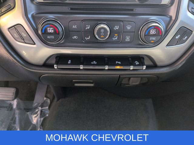 Used 2017 Chevrolet Silverado 1500 LT w/ Midnight Edition AWD/4WD image 17