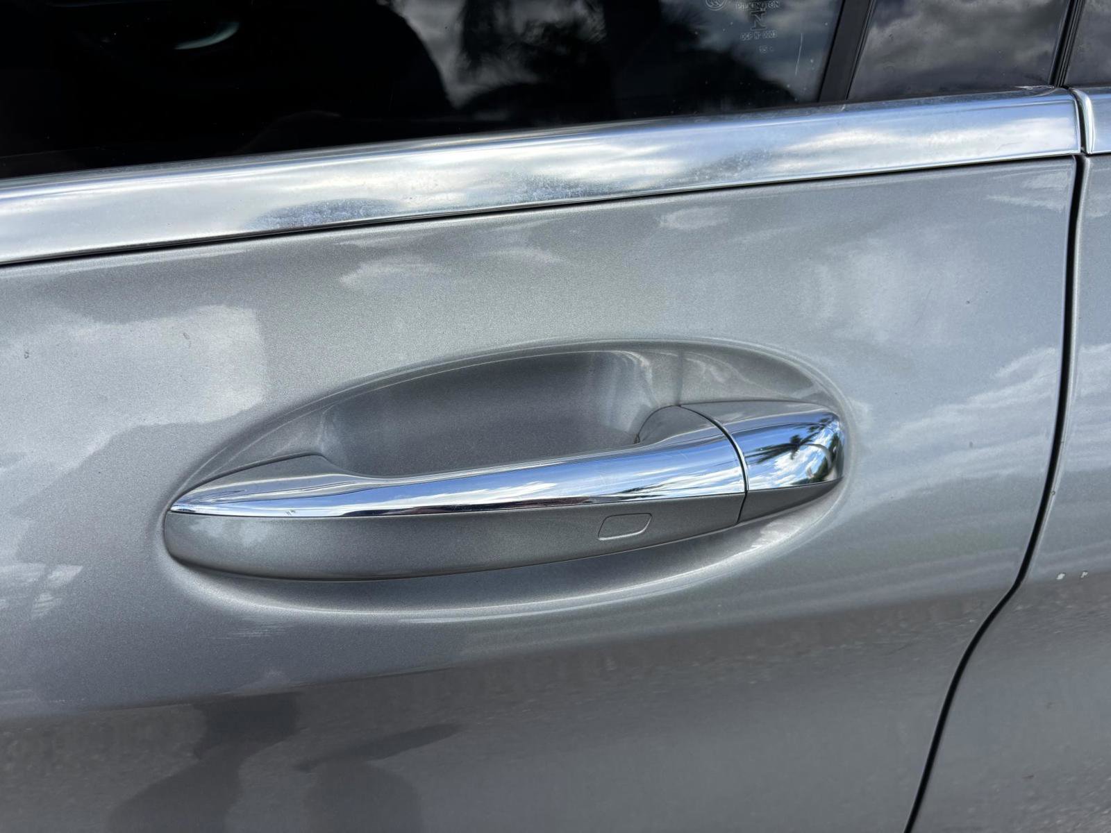 Used 2016 Mercedes-Benz C 300 Sedan image 38