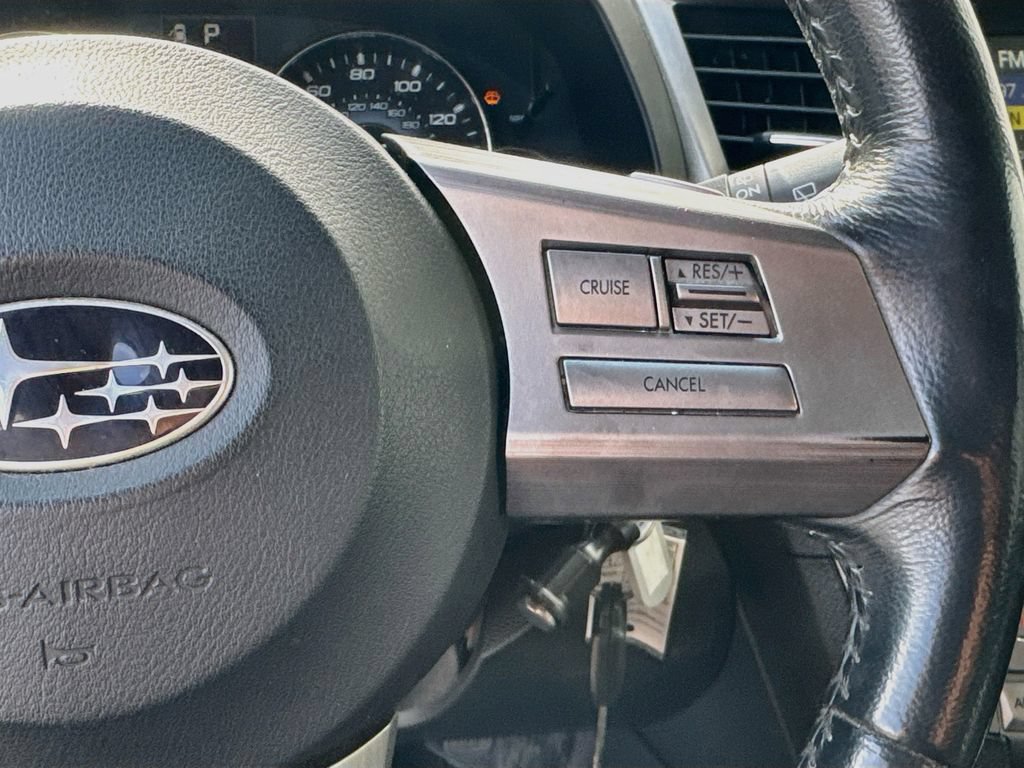 Used 2010 Subaru Outback 3.6R Limited w/ Popular Equipment Group 2A AWD/4WD image 13