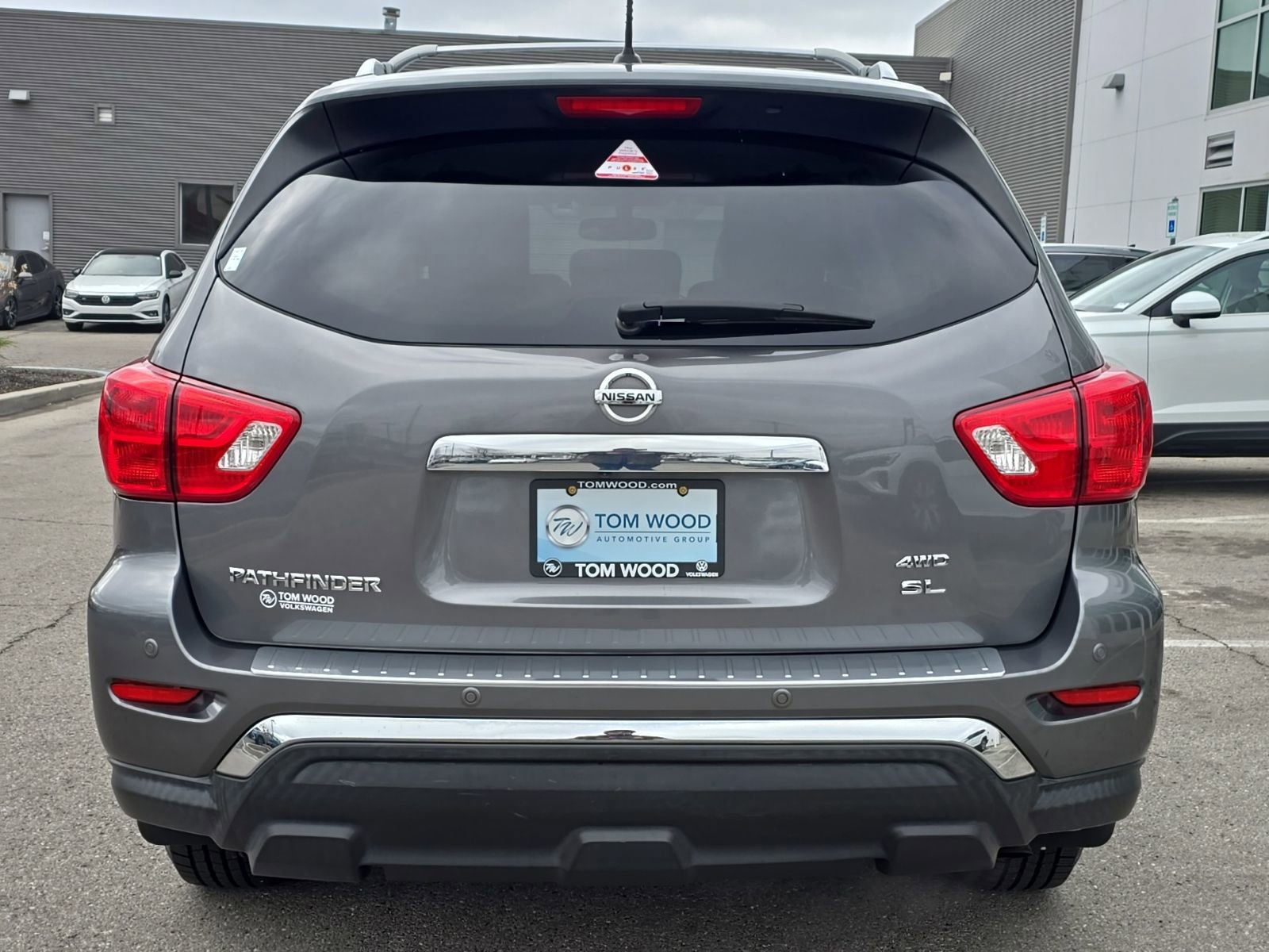 Used 2017 Nissan Pathfinder SL AWD/4WD image 10