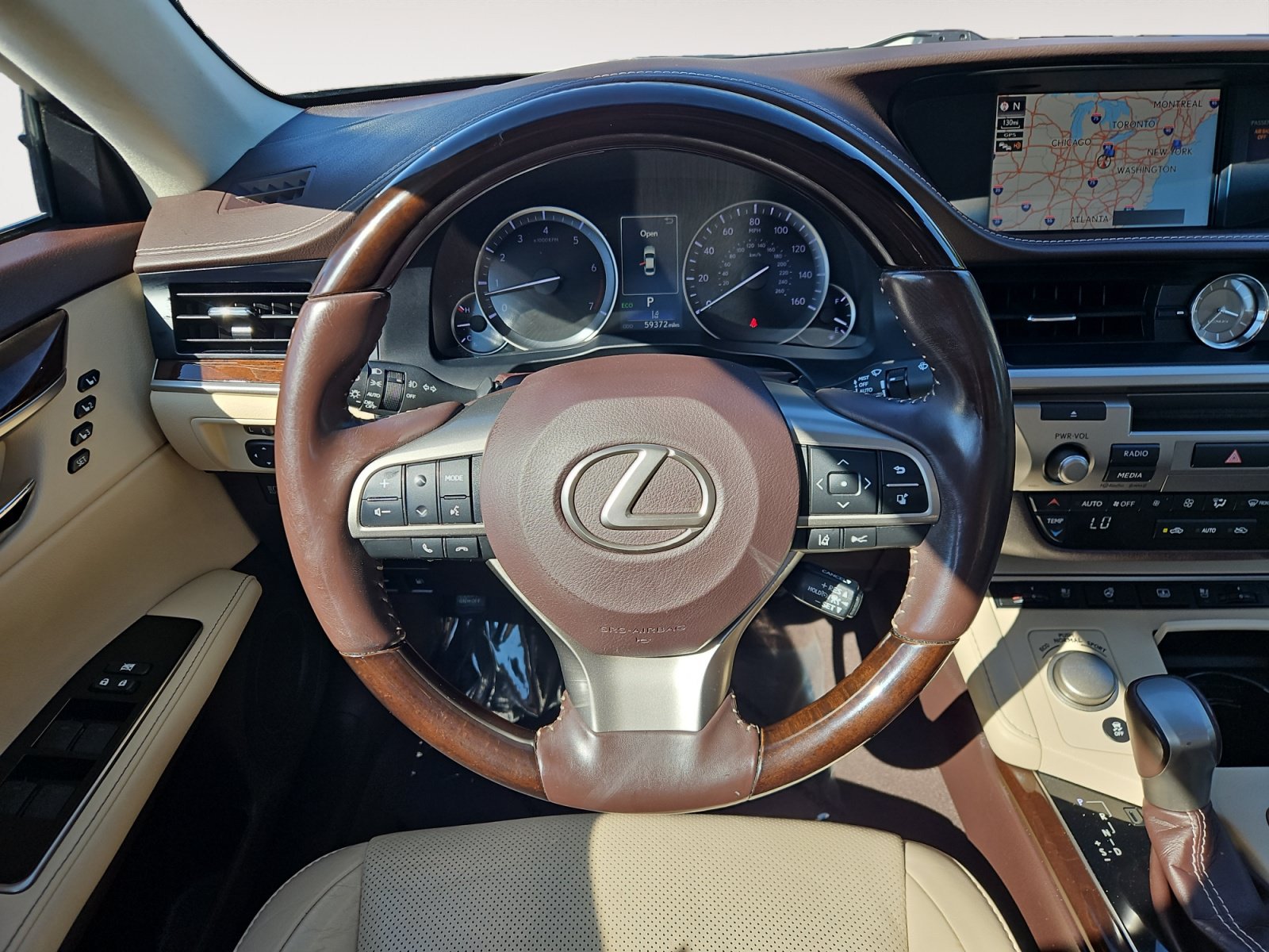 Used 2018 Lexus ES 350 w/ Luxury Package w/Wood Trim FWD image 12