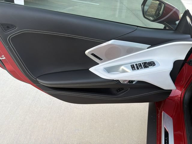 Used 2023 Chevrolet Corvette Stingray Premium Conv w/ Z51 Performance Package RWD image 9