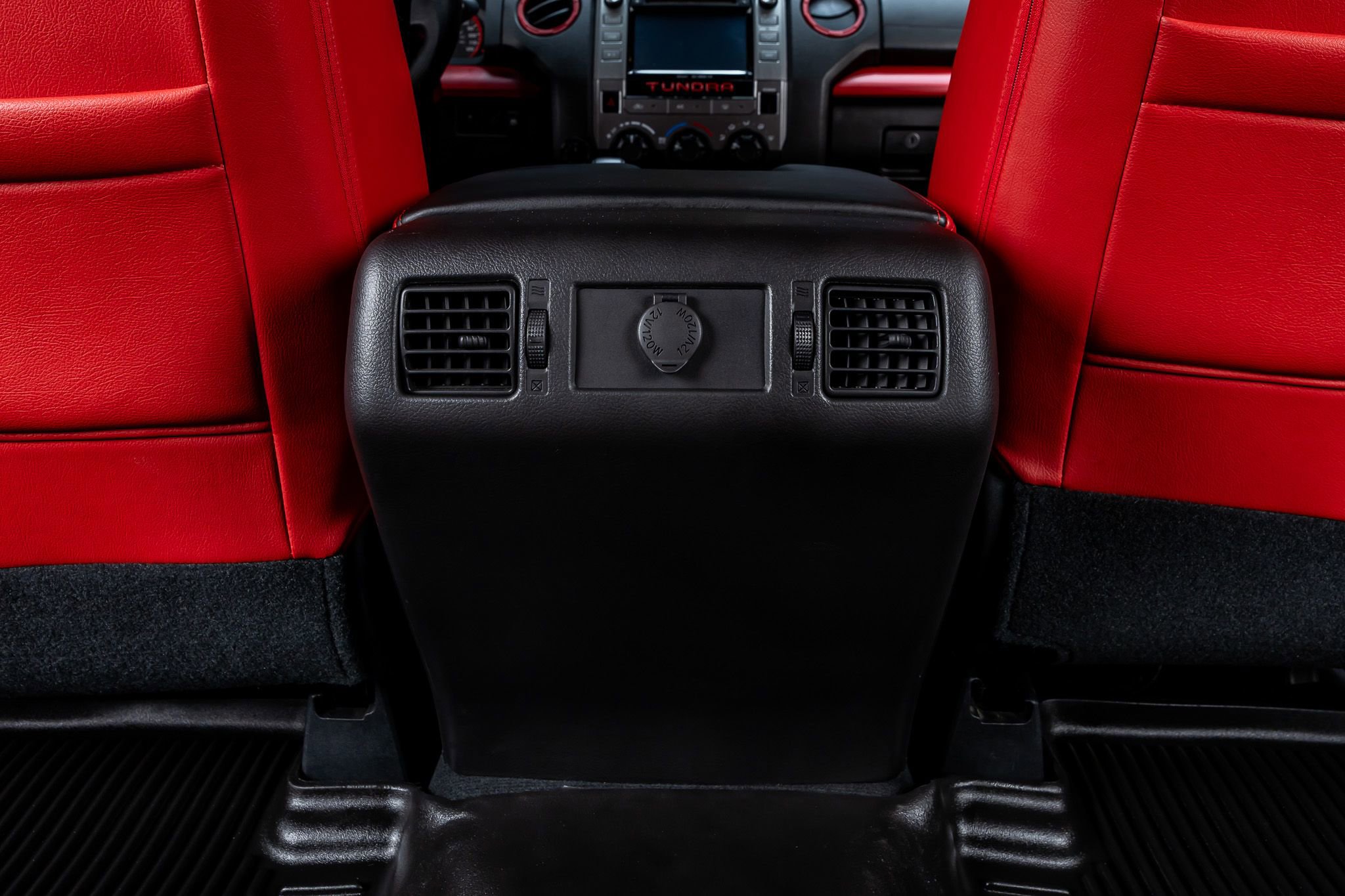 Used 2015 Toyota Tundra TRD Pro AWD/4WD image 30