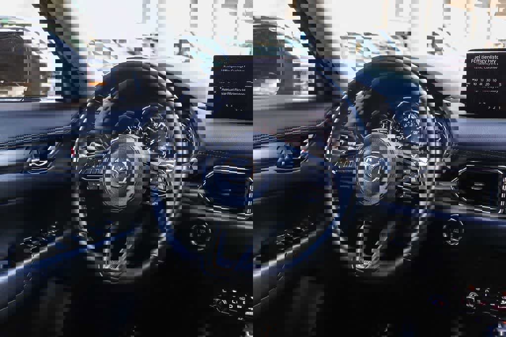 Used 2024 MAZDA CX-5 AWD 2.5 S w/ Select Package image 16