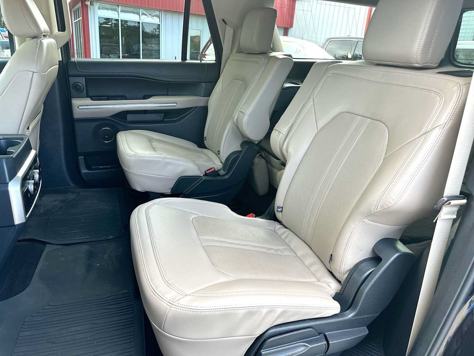 Used 2022 Ford Expedition Max Limited AWD/4WD image 23