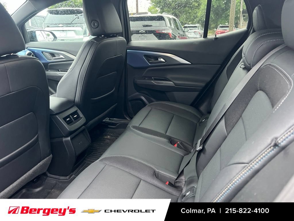 Used 2024 Chevrolet Equinox EV LT w/ Active Safety Package 3 FWD image 11