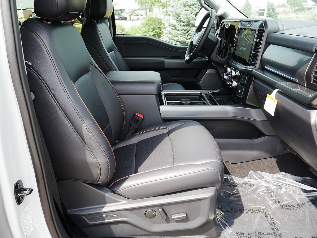 New 2026 Ford F350 Lariat w/ Black Appearance Package AWD/4WD image 33