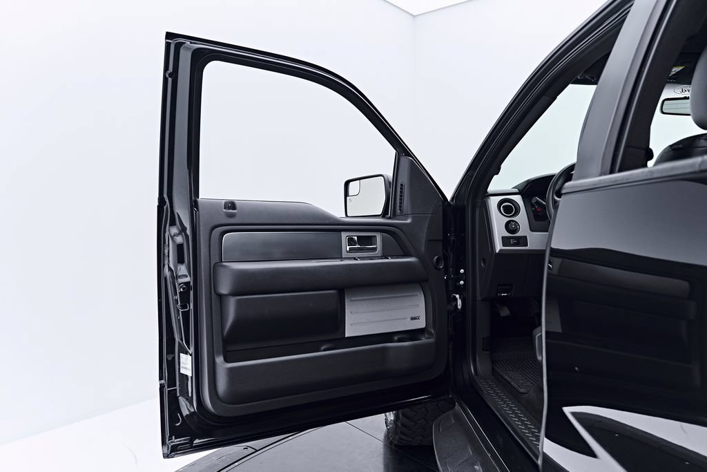 Used 2013 Ford F150 Raptor w/ Luxury Equipment Group AWD/4WD image 35