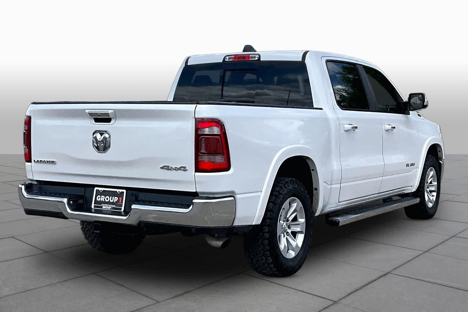 Used 2019 RAM 1500 Laramie AWD/4WD image 11