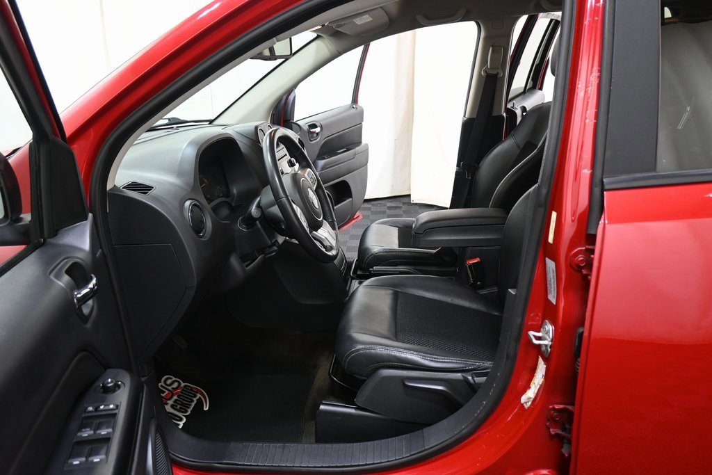 Used 2017 Jeep Compass Sport w/ Power Value Group image 6