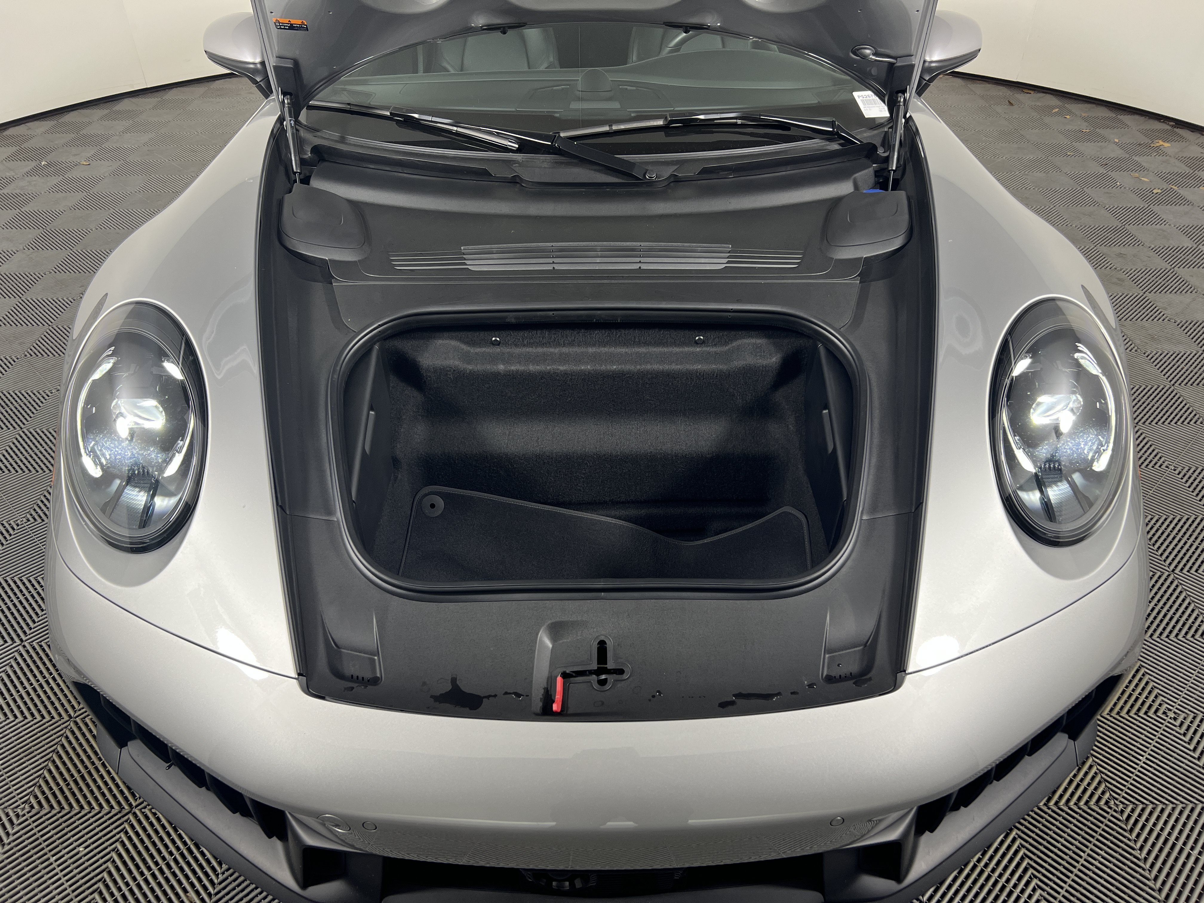 Certified 2026 Porsche 911 Targa 4 GTS AWD/4WD image 22